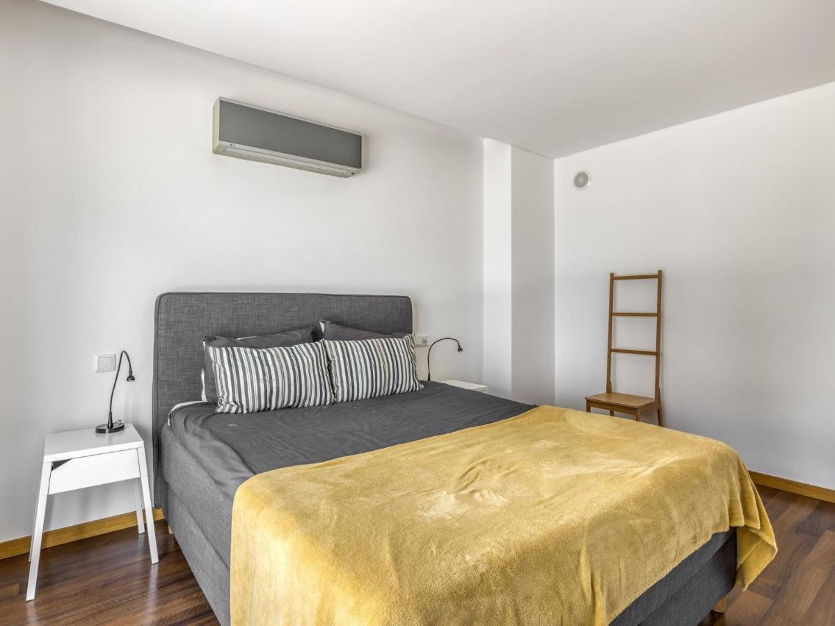 Modern Holiday Home In Salir Do Porto With Swimming Pool Salir de Porto 外观 照片