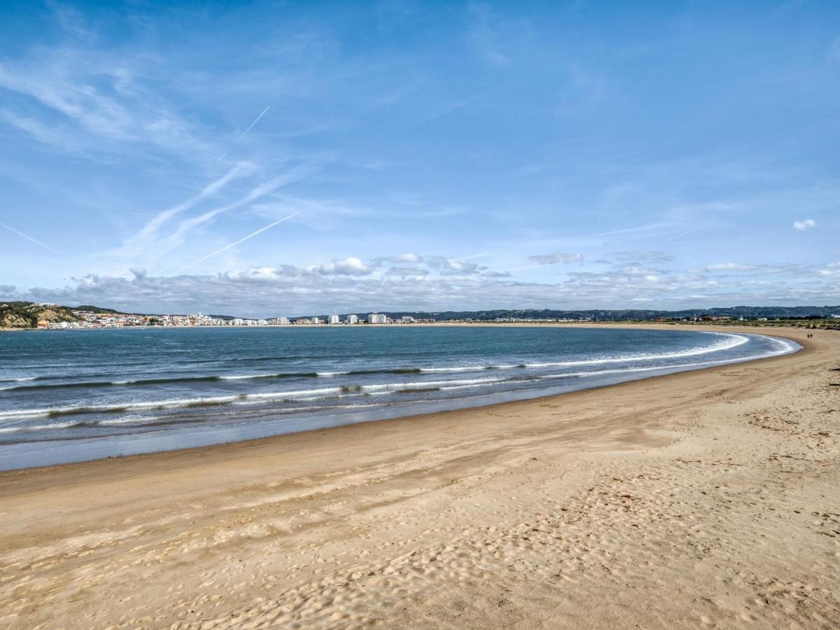 Modern Holiday Home In Salir Do Porto With Swimming Pool Salir de Porto 外观 照片