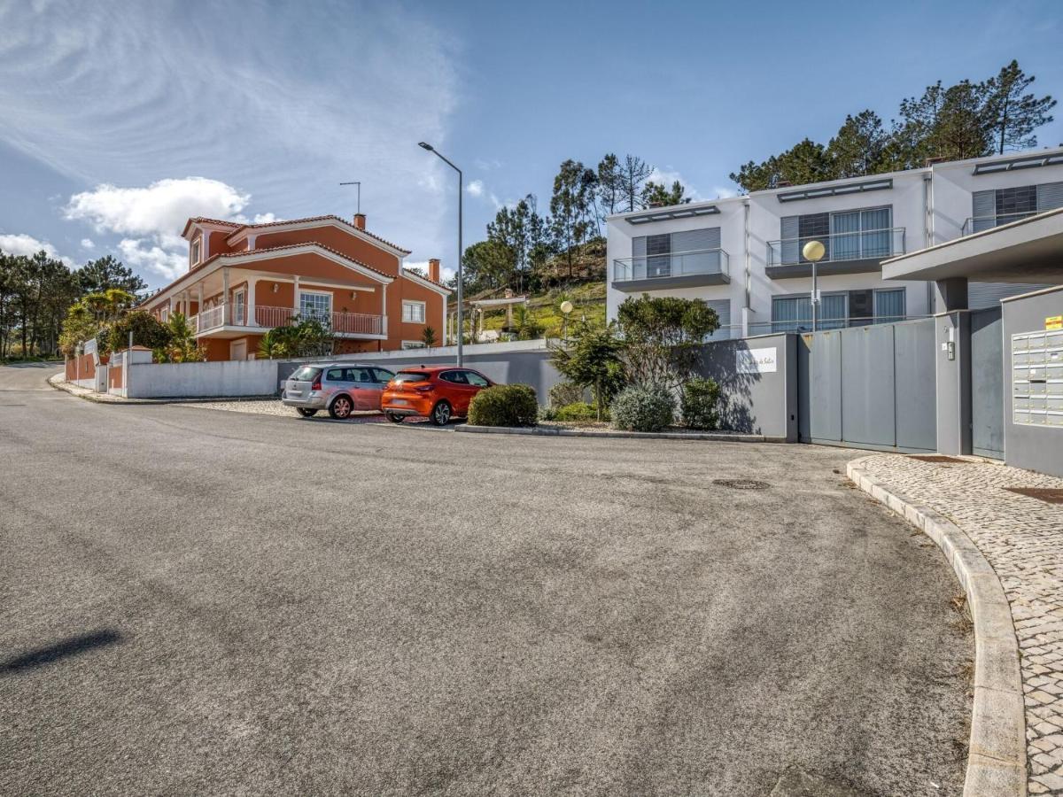 Modern Holiday Home In Salir Do Porto With Swimming Pool Salir de Porto 外观 照片