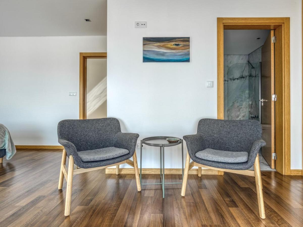 Modern Holiday Home In Salir Do Porto With Swimming Pool Salir de Porto 外观 照片