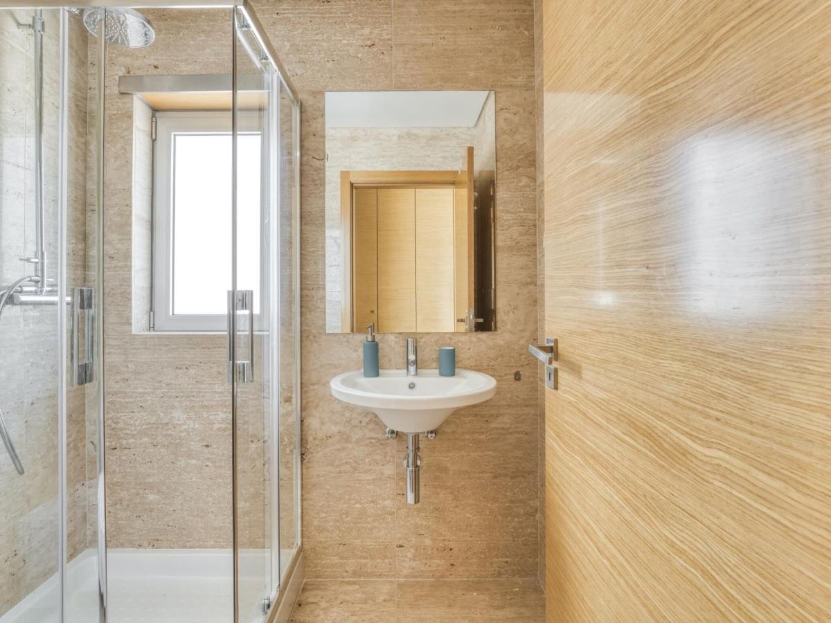 Modern Holiday Home In Salir Do Porto With Swimming Pool Salir de Porto 外观 照片