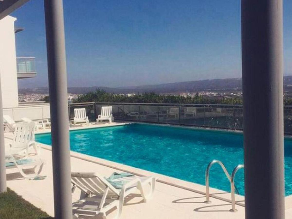 Modern Holiday Home In Salir Do Porto With Swimming Pool Salir de Porto 外观 照片
